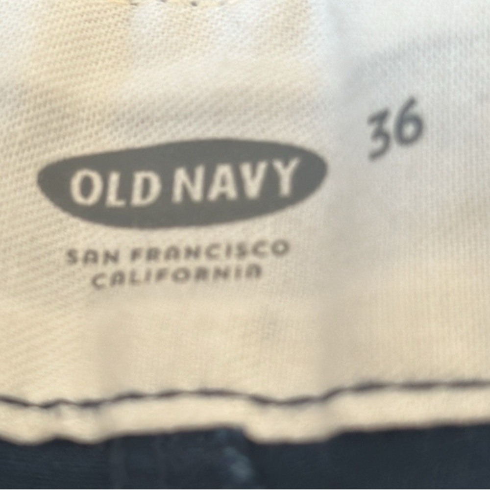 Old Navy Ultimate Slim Chino Shorts - Picture 5 of 10